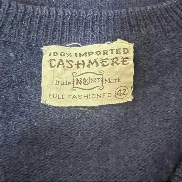 Vintage 100% Cashmere NU knit Imported Men’s Blue Sleeveless Vest Size Large EUC - Picture 4 of 4